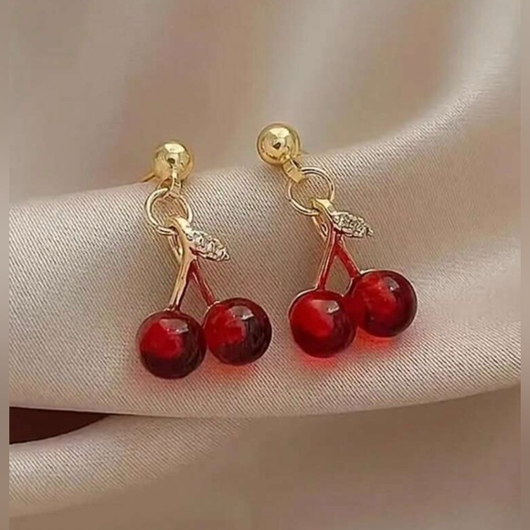 3-piece Cherry Pendant Collarbone Necklace and Earrings Set - Picture 2 of 3